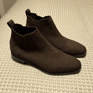 Vivaia Ryan Pro booties sz 38.5